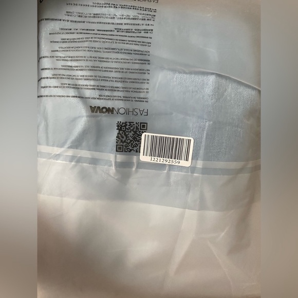 VALENTINA HIGH RISE FASHION NOVA NWT - Picture 5 of 5